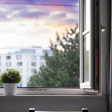 شقة With 2 Beds In The Centre *