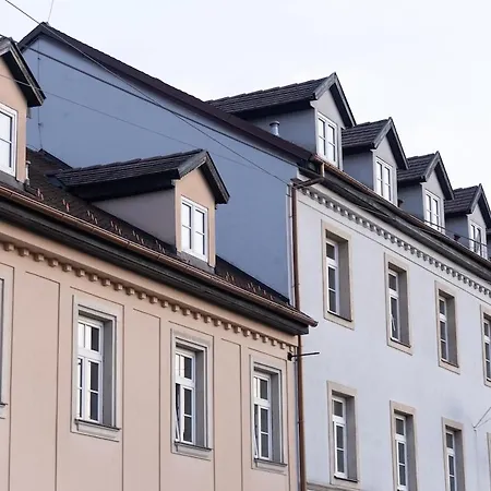 With 2 Beds In The Centre براتسيلافا